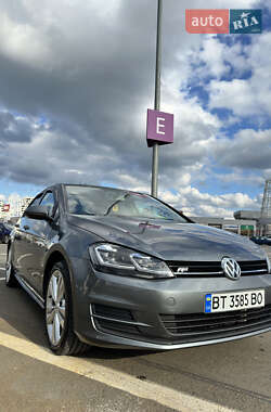 Volkswagen Golf 2014