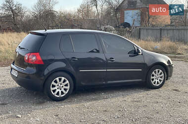 Хэтчбек Volkswagen Golf 2005 в Харькове