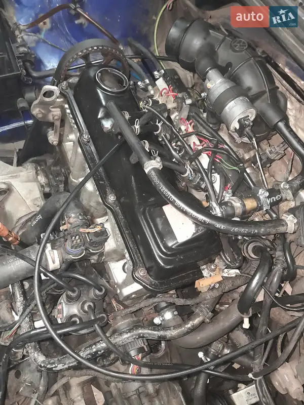 Хетчбек Volkswagen Golf 1996 в 