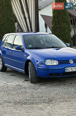 Хэтчбек Volkswagen Golf 1998 в Косове