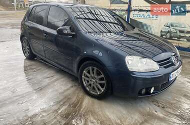 Хэтчбек Volkswagen Golf 2005 в Чугуеве