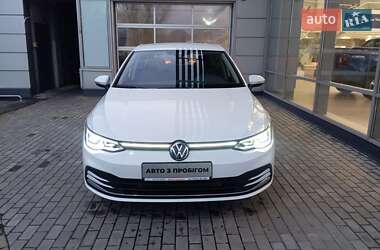 Хэтчбек Volkswagen Golf 2023 в Киеве