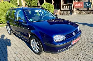 Універсал Volkswagen Golf 2005 в Рівному