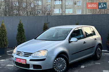 Хэтчбек Volkswagen Golf 2005 в Дрогобыче