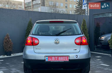 Хэтчбек Volkswagen Golf 2005 в Дрогобыче