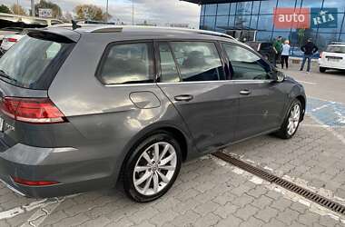 Универсал Volkswagen Golf 2017 в Радивилове