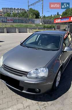 Хетчбек Volkswagen Golf 2007 в Рівному