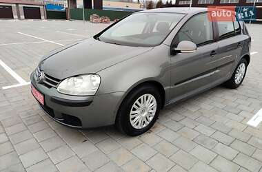 Хэтчбек Volkswagen Golf 2006 в Черкассах