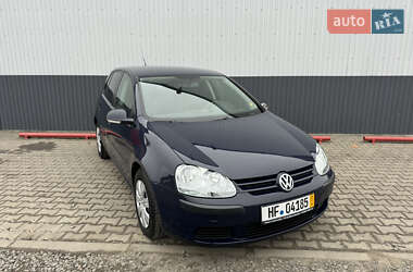 Хэтчбек Volkswagen Golf 2006 в Луцке