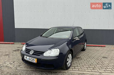 Хэтчбек Volkswagen Golf 2006 в Луцке