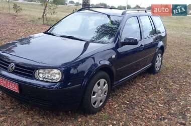 Универсал Volkswagen Golf 2002 в Зенькове