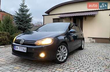 Хэтчбек Volkswagen Golf 2009 в Тернополе