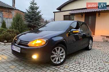 Хэтчбек Volkswagen Golf 2009 в Тернополе