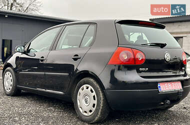 Хэтчбек Volkswagen Golf 2004 в Луцке