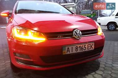 Хэтчбек Volkswagen Golf 2013 в 