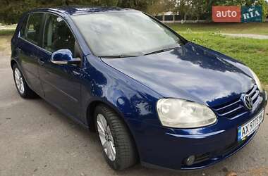 Хетчбек Volkswagen Golf 2004 в Дубні