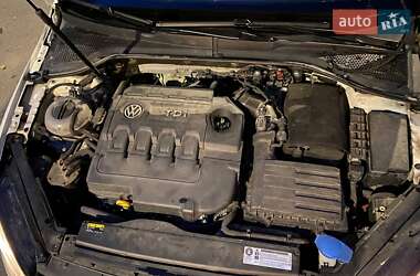 Универсал Volkswagen Golf 2016 в 