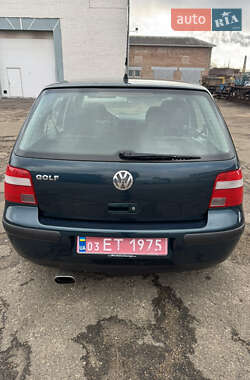 Хэтчбек Volkswagen Golf 2003 в Луцке