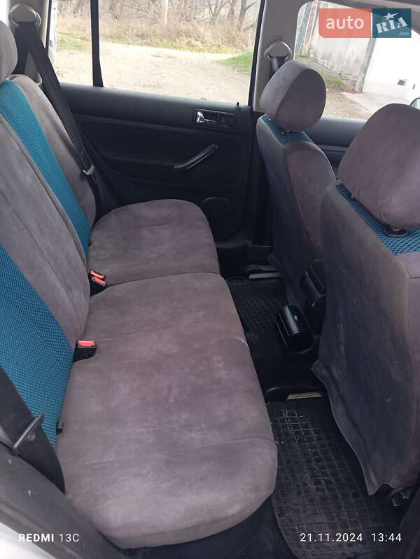 Универсал Volkswagen Golf 1999 в Бориславе фото 15 Универсал Volkswagen Golf 1999 в Бориславе
