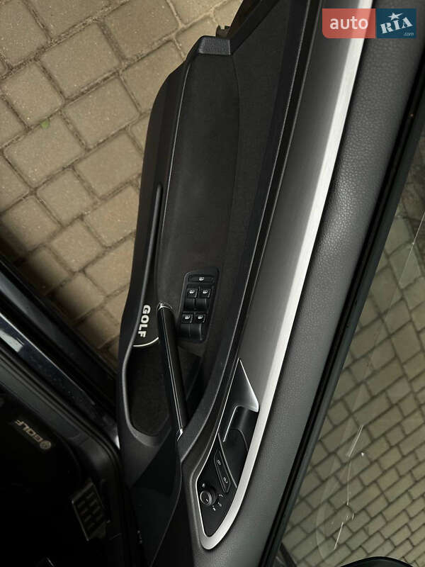 Универсал Volkswagen Golf 2016 в Владимире