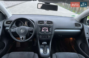 Хэтчбек Volkswagen Golf 2009 в Луцке