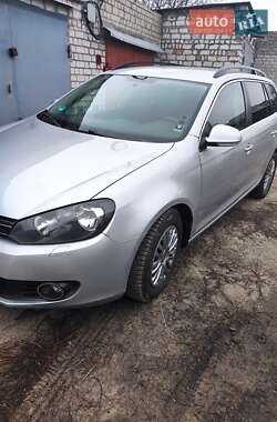 Универсал Volkswagen Golf 2011 в Черкассах