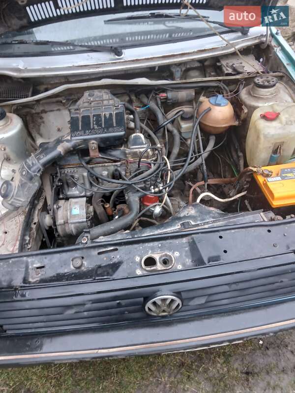 Хэтчбек Volkswagen Golf 1986 в Борщеве