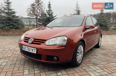 Хетчбек Volkswagen Golf 2006 в Вінниці