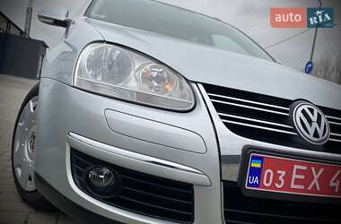 Универсал Volkswagen Golf 2008 в Днепре