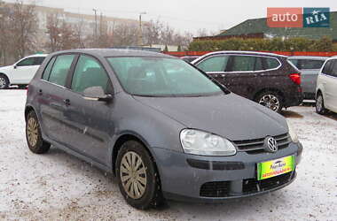 Хэтчбек Volkswagen Golf 2005 в Кропивницком