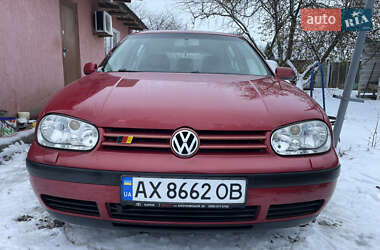 Хэтчбек Volkswagen Golf 2002 в Новой Водолаге