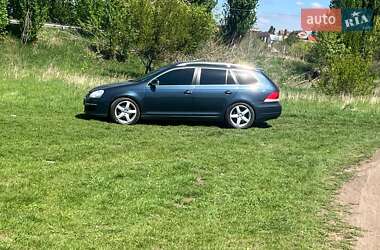 Універсал Volkswagen Golf 2008 в Сумах