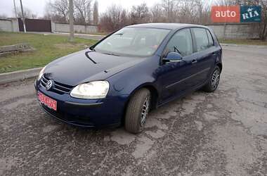 Хэтчбек Volkswagen Golf 2004 в Кременчуге