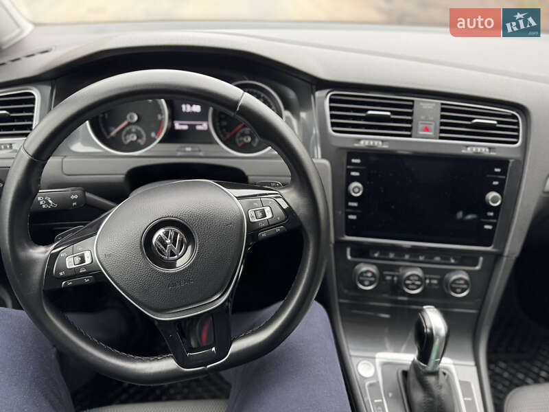 Універсал Volkswagen Golf 2017 в Бердичеві