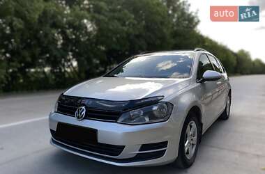 Хетчбек Volkswagen Golf 2014 в Харкові