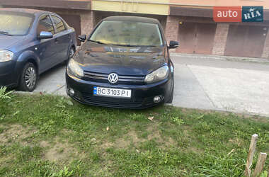 Хэтчбек Volkswagen Golf 2009 в 