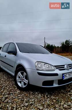 Хетчбек Volkswagen Golf 2008 в Яворові