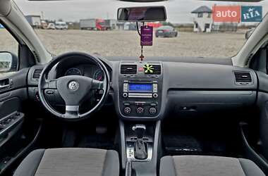 Хетчбек Volkswagen Golf 2008 в Яворові