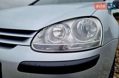 Хетчбек Volkswagen Golf 2008 в Яворові