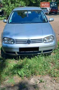 Хэтчбек Volkswagen Golf 2003 в Одессе