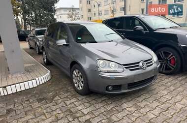 Хэтчбек Volkswagen Golf 2005 в Мукачево