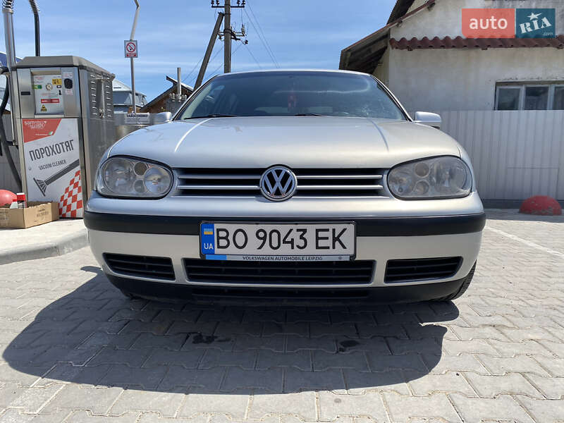 Volkswagen Golf 1998