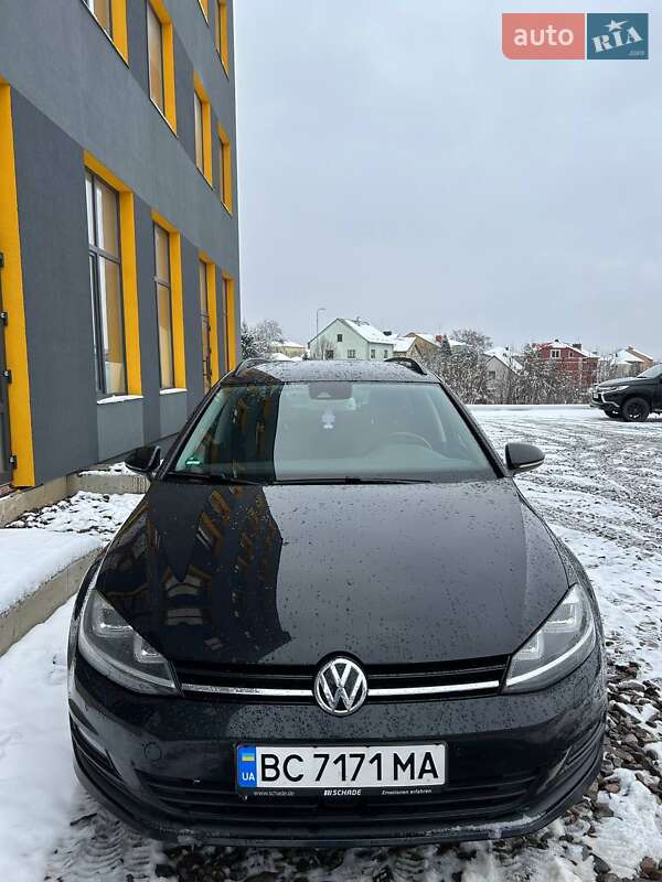 Універсал Volkswagen Golf 2015 в Львові
