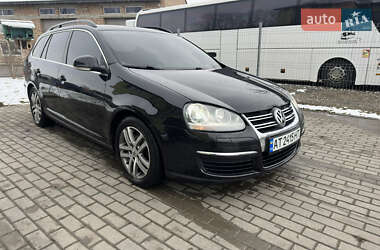 Універсал Volkswagen Golf 2009 в Івано-Франківську