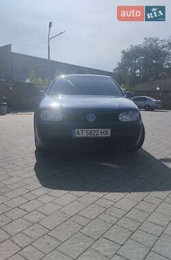 Хетчбек Volkswagen Golf 2003 в Івано-Франківську