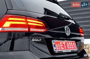 Універсал Volkswagen Golf 2020 в Тернополі