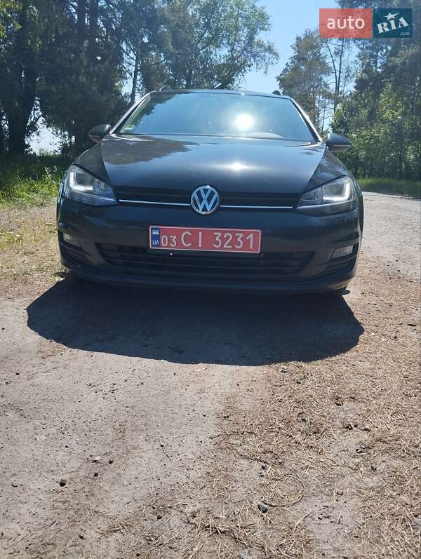 Універсал Volkswagen Golf 2015 в Бучі