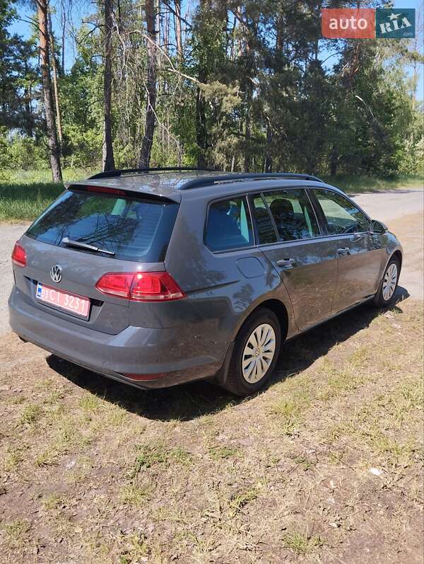 Універсал Volkswagen Golf 2015 в Бучі