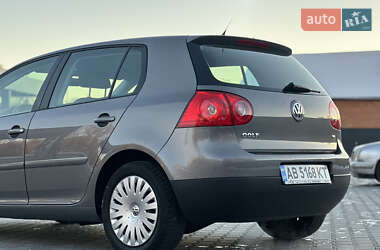 Хетчбек Volkswagen Golf 2007 в Вінниці