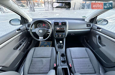 Хетчбек Volkswagen Golf 2007 в Вінниці